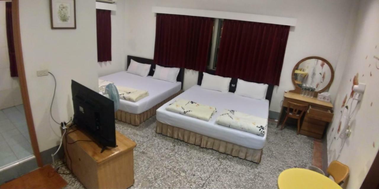 Sun Wu Homestay Dawu Exterior foto